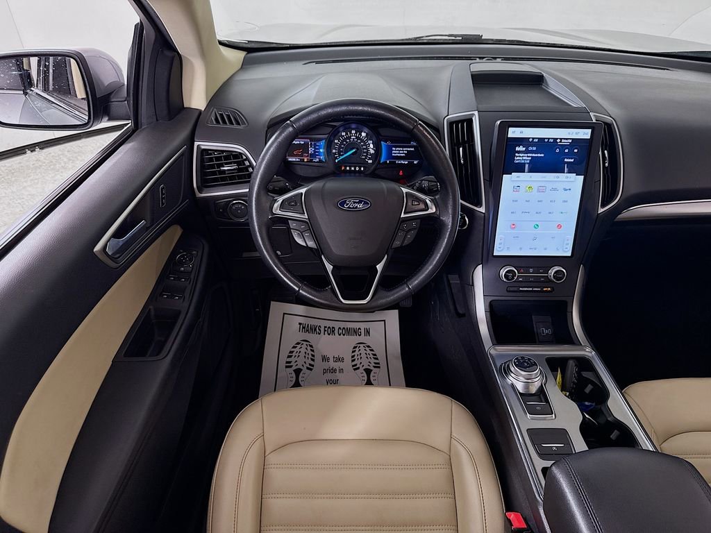 Certified 2022 Ford Edge SEL w/ Convenience Package AWD/4WD image 4