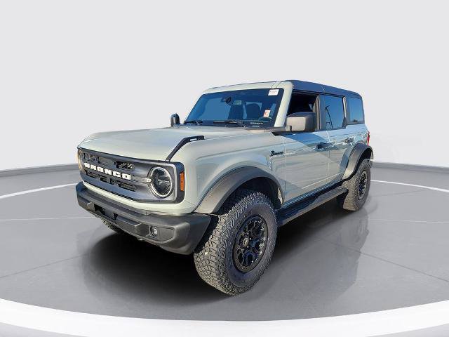 Certified 2023 Ford Bronco Big Bend w/ Sasquatch Package AWD/4WD image 3