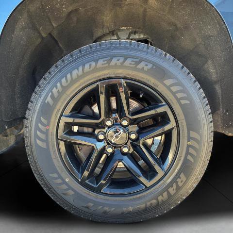 Used 2021 Chevrolet Silverado 1500 LT Trail Boss w/ Convenience Package II image 24