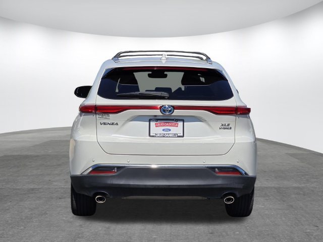 Used 2021 Toyota Venza XLE AWD/4WD image 5