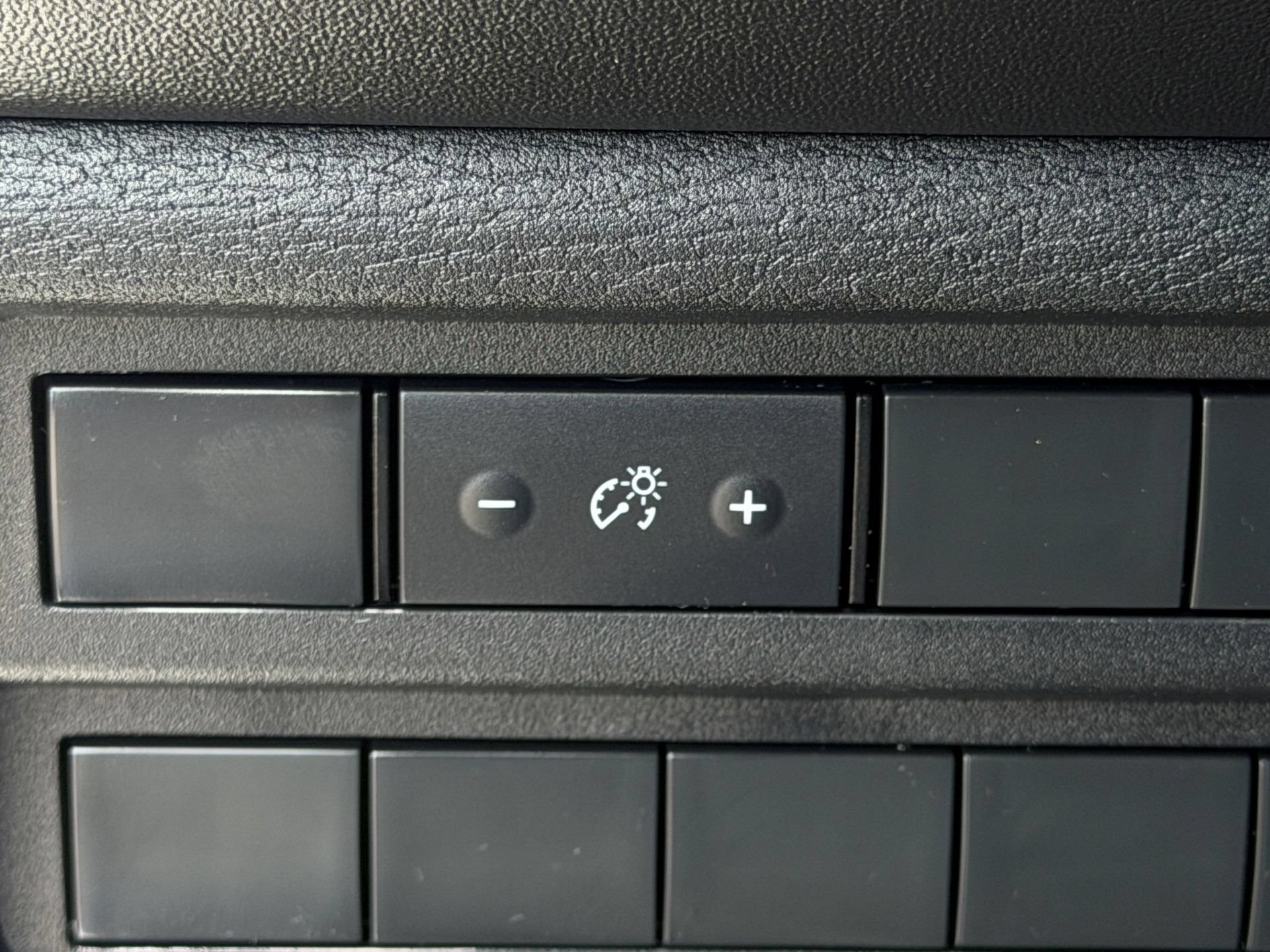 Used 2025 Mitsubishi Outlander SE AWD/4WD image 42