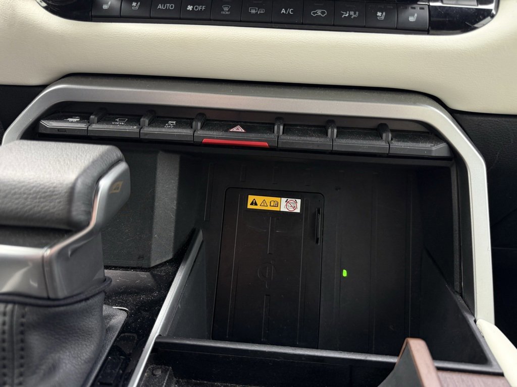 Used 2024 Toyota Sequoia Capstone image 19