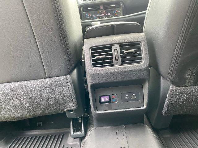 Used 2023 Nissan Rogue SL w/ SL Premium Package FWD image 31