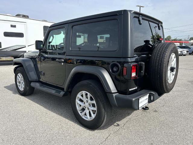 Used 2023 Jeep Wrangler Sport AWD/4WD image 5
