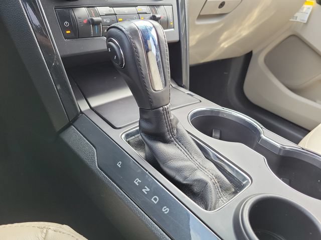 Certified 2018 Ford Explorer XLT w/ Equipment Group 202A FWD image 32