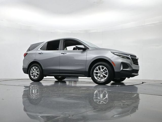 Used 2024 Chevrolet Equinox LT AWD/4WD image 37