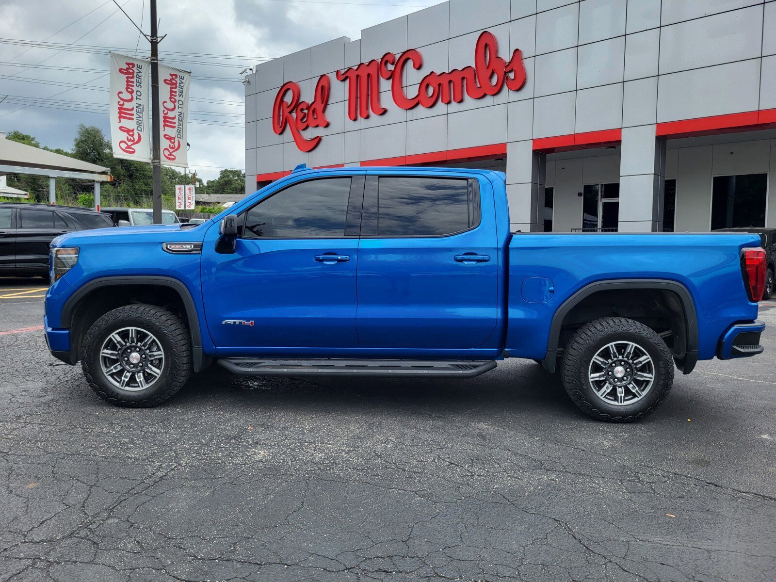 Used 2024 GMC Sierra 1500 AT4 AWD/4WD image 7