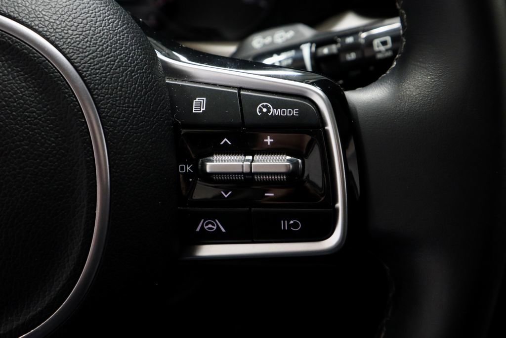 Used 2023 Kia Sorento S w/ Panoramic Sunroof Package image 34