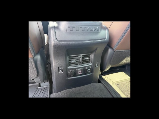Used 2021 Nissan Titan Platinum Reserve w/ Moonroof Package AWD/4WD image 17