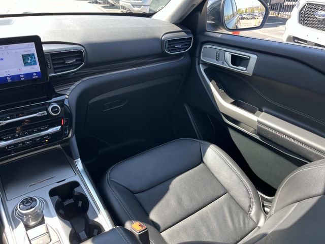 Certified 2023 Ford Explorer Limited w/ Equipment Group 301A image 14