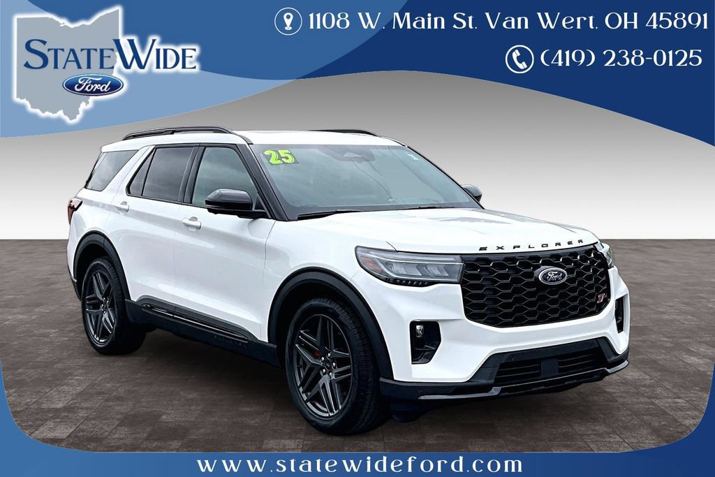 Certified 2025 Ford Explorer ST AWD/4WD image 1