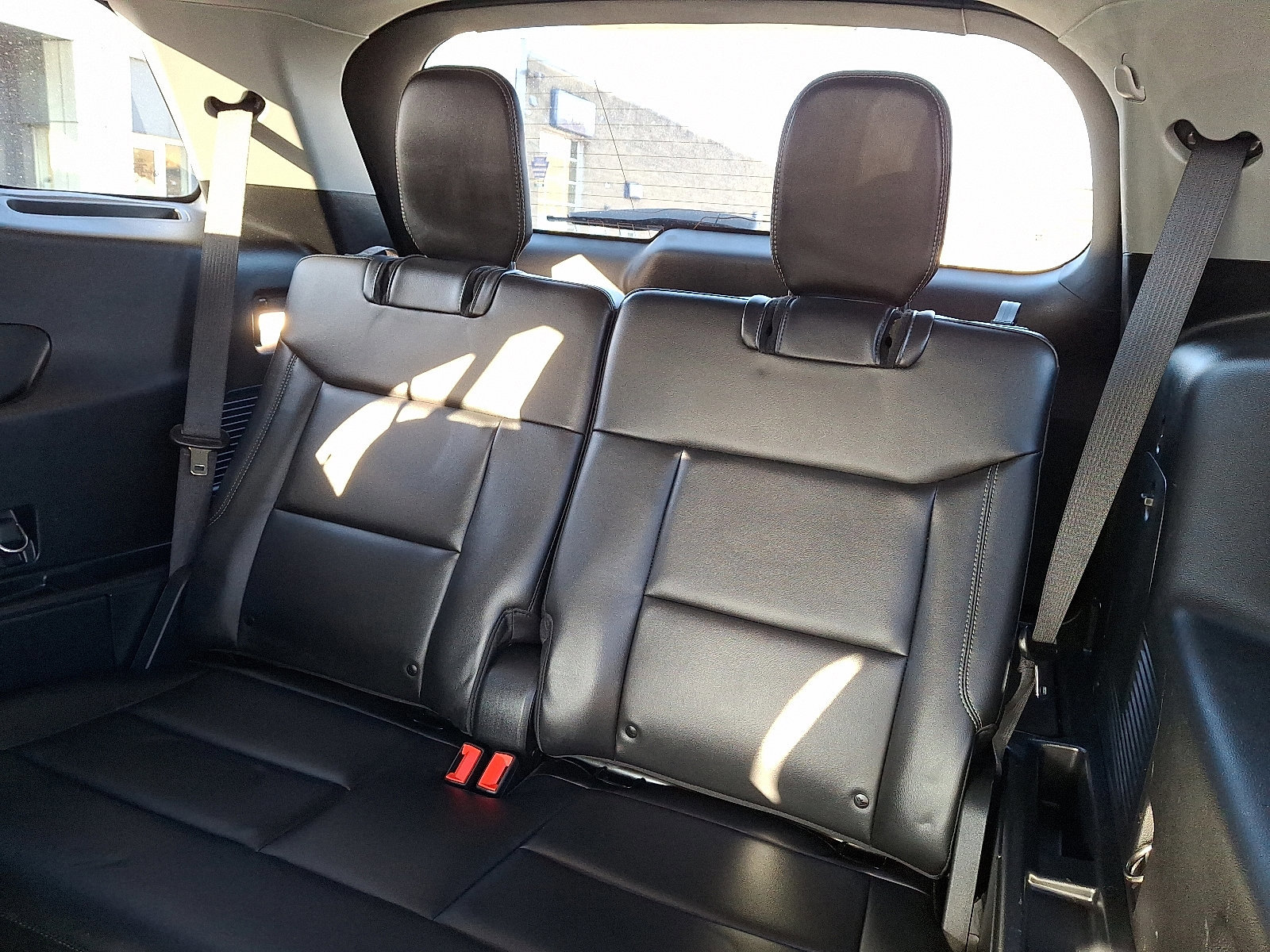 Certified 2022 Ford Explorer XLT w/ Equipment Group 202A image 11