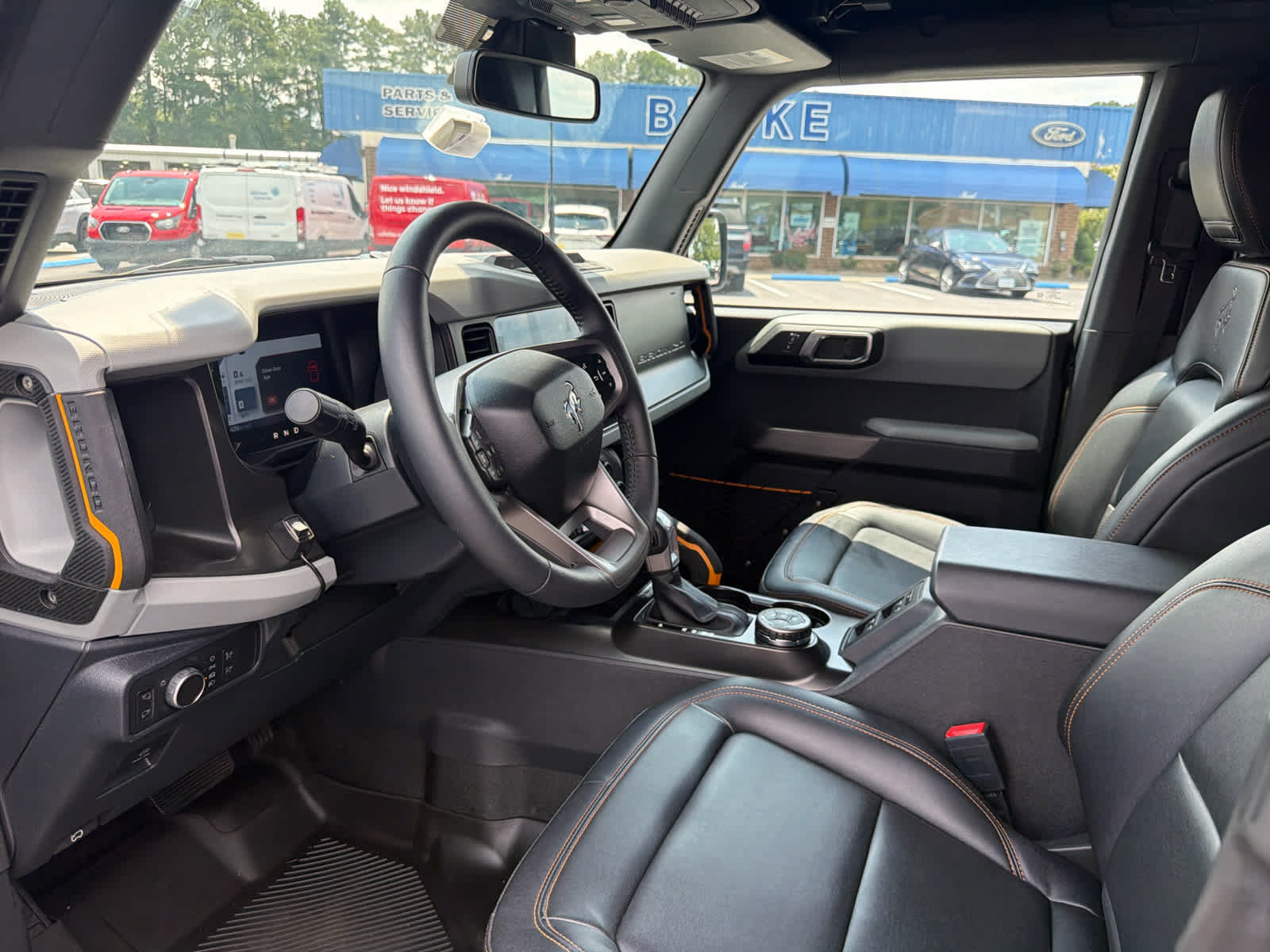 Certified 2022 Ford Bronco Badlands AWD/4WD image 15