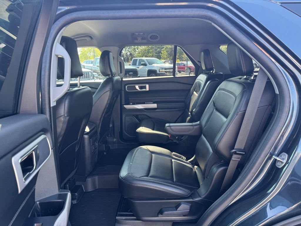 Certified 2024 Ford Explorer XLT w/ Equipment Group 202A AWD/4WD image 20