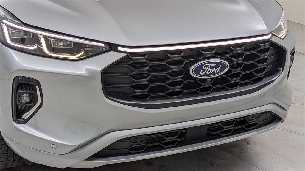 Certified 2023 Ford Escape ST-Line Elite image 40