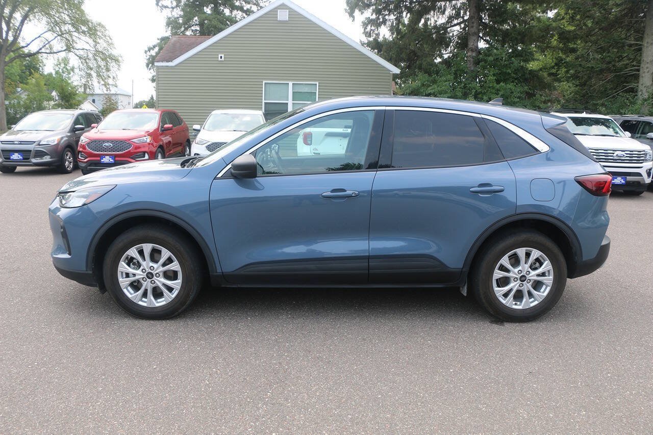 Certified 2024 Ford Escape Active AWD/4WD image 6