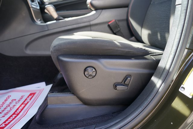 Used 2016 Jeep Grand Cherokee Laredo 75th Anniversary image 11