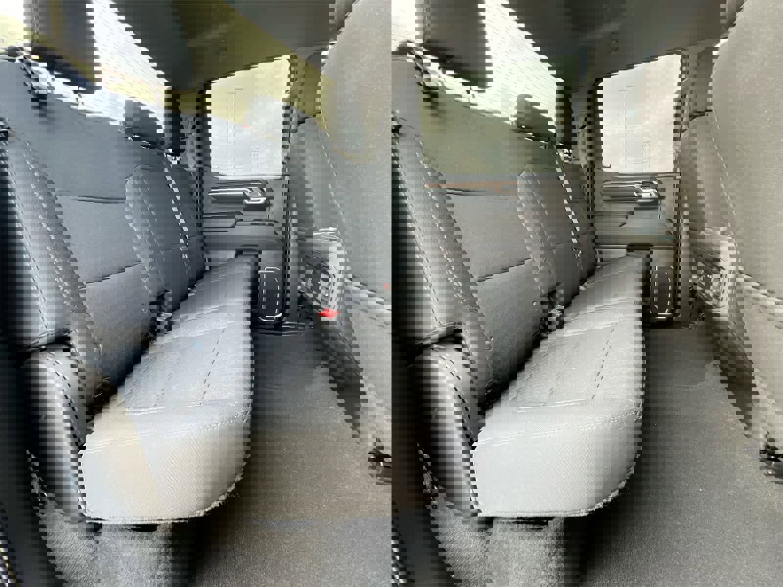 Used 2022 Chevrolet Silverado 1500 LT image 20