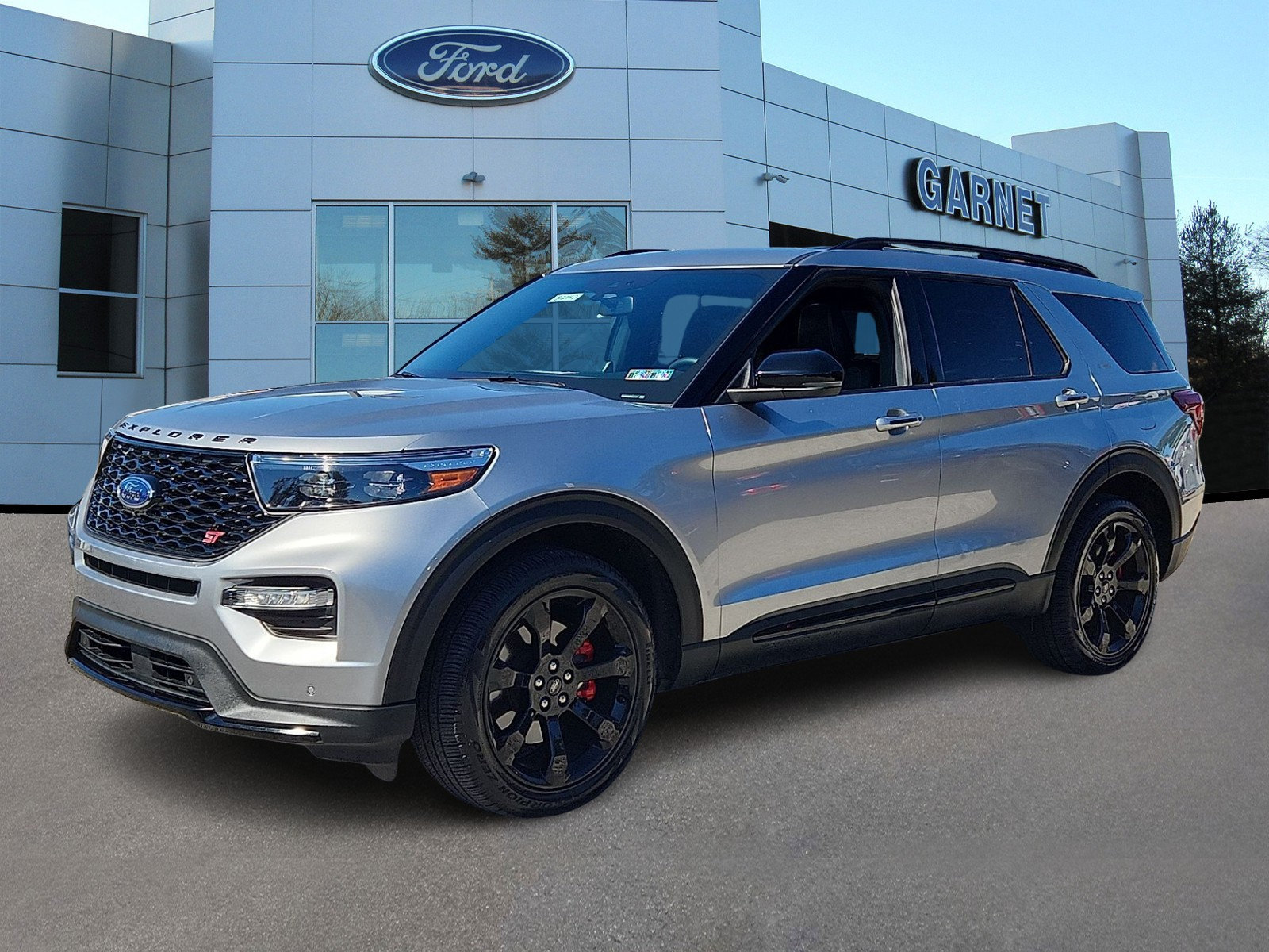 Certified 2023 Ford Explorer ST w/ Equipment Group 401A AWD/4WD image 4