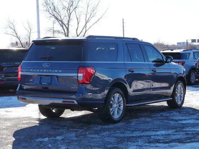 Certified 2022 Ford Expedition Max XLT image 5
