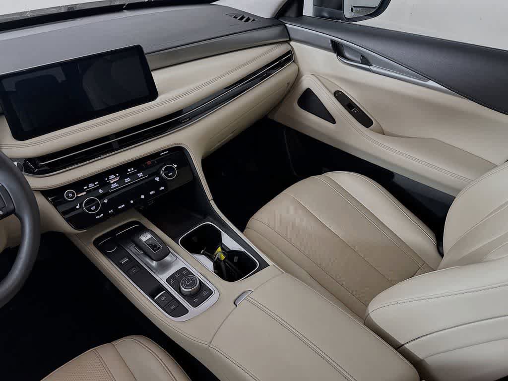 Used 2024 INFINITI QX60 Luxe AWD/4WD image 11