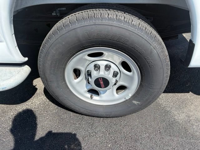 Used 2025 GMC Savana 2500 w/ Driver Convenience Package RWD image 11