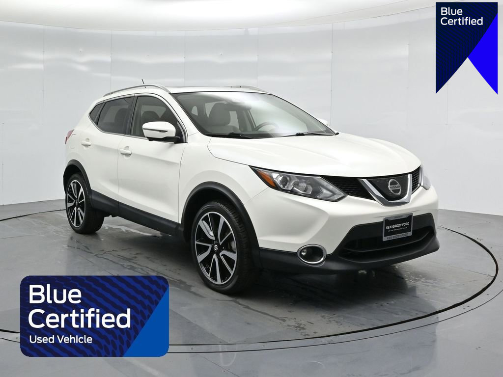 Used 2019 Nissan Rogue Sport SL w/ Premium Package image 1