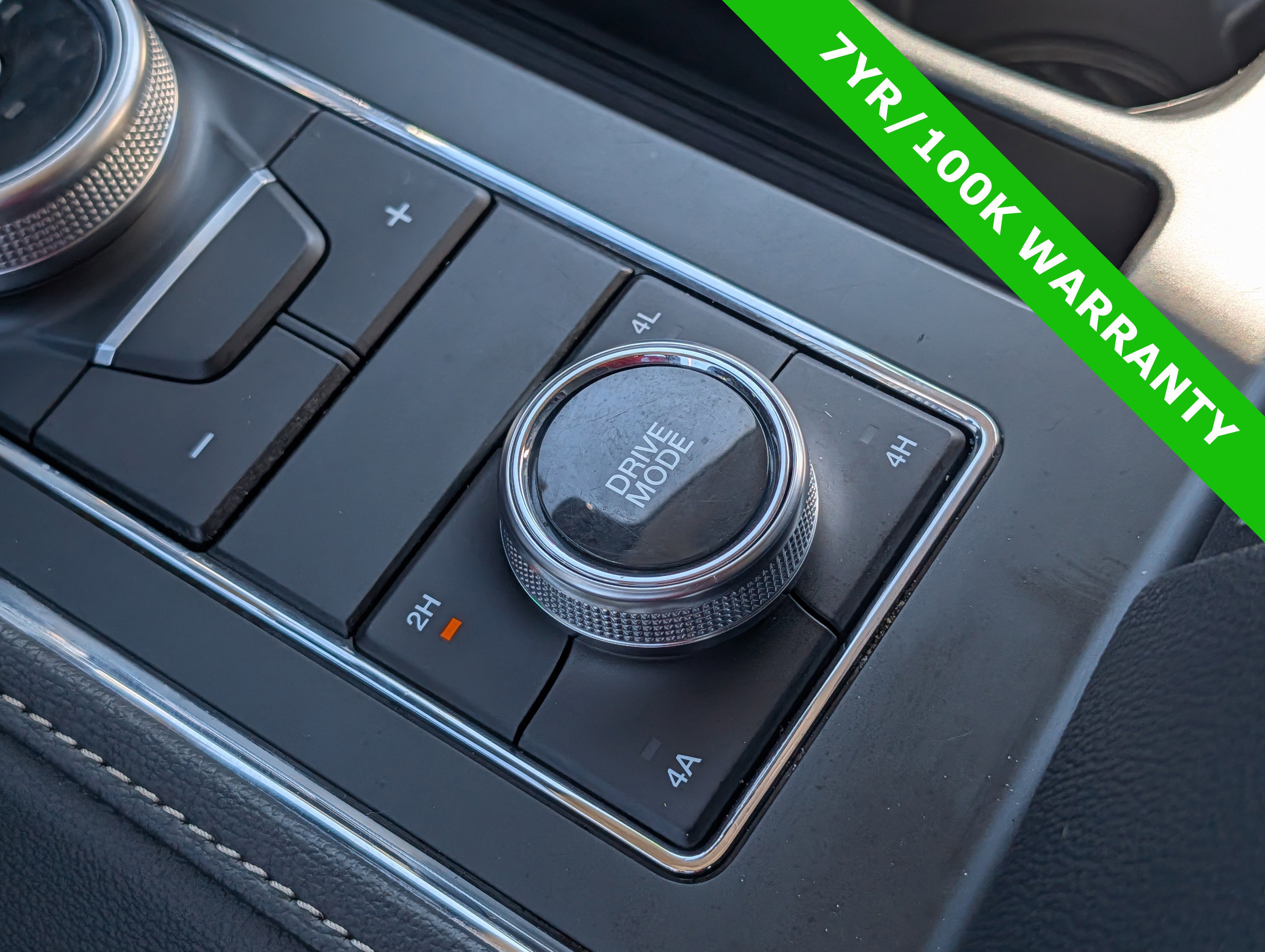 Certified 2024 Ford Expedition Max XLT image 33