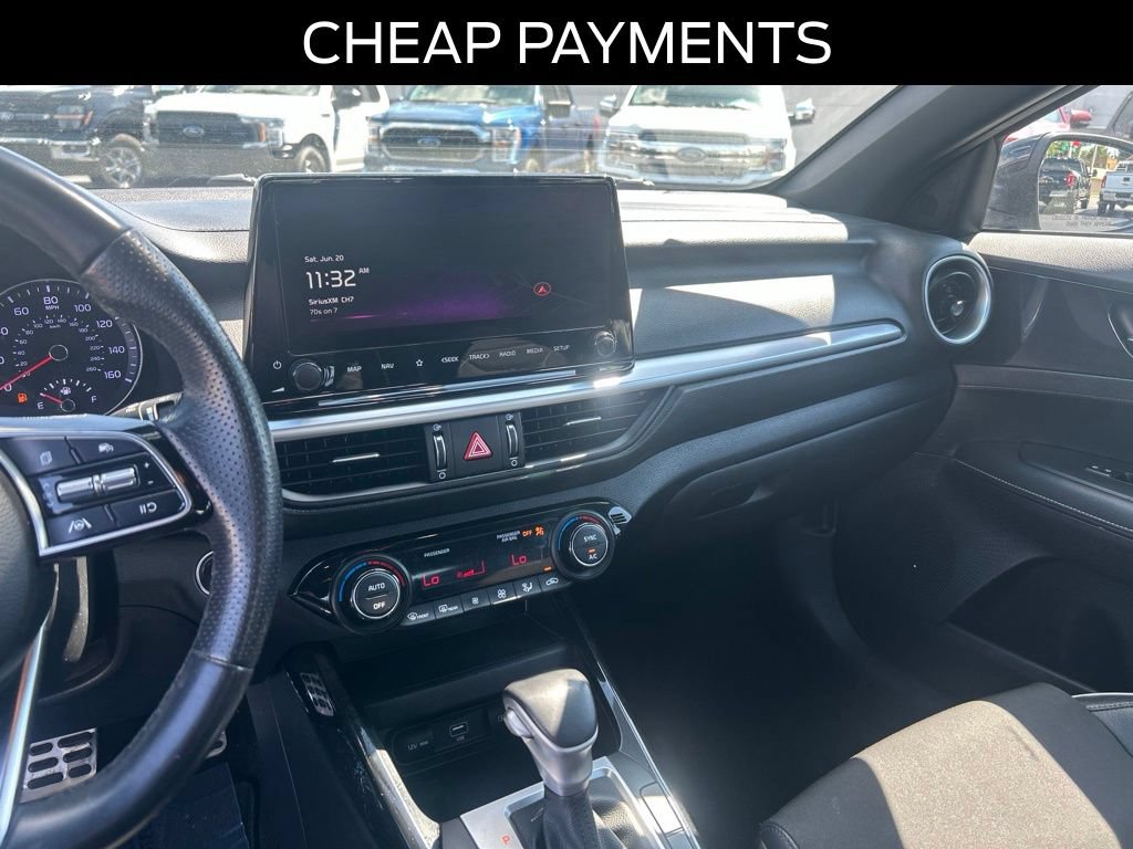 Used 2023 Kia Forte GT-Line FWD image 11
