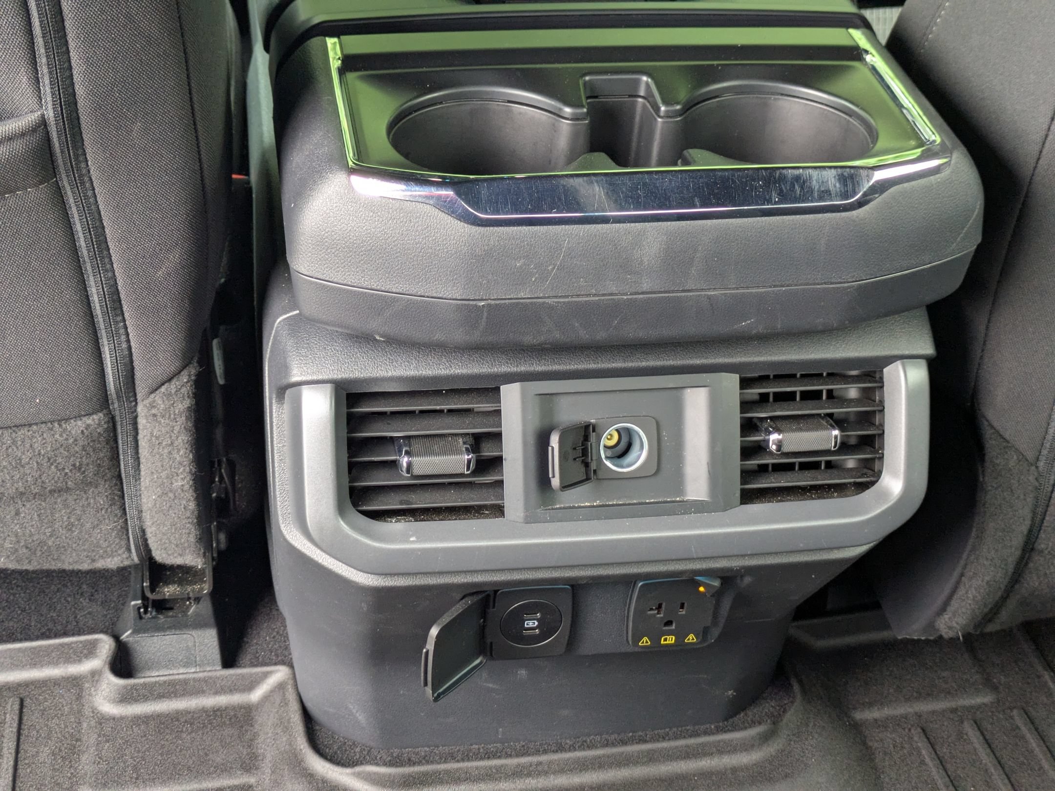 Certified 2025 Ford F150 XLT w/ Equipment Group 302A MID AWD/4WD image 29