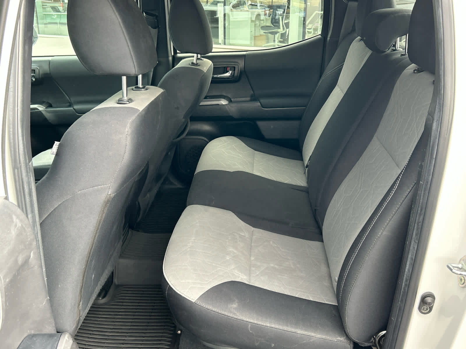 Used 2023 Toyota Tacoma TRD Off-Road image 24