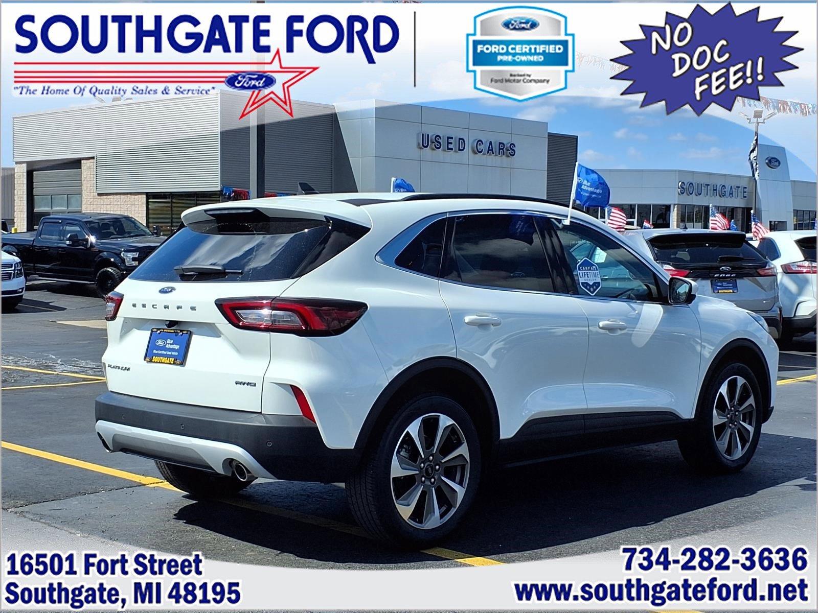 Certified 2023 Ford Escape Platinum AWD/4WD image 2
