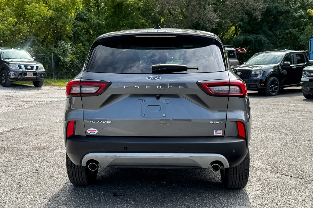 Certified 2023 Ford Escape Active w/ Tech Pack #1 AWD/4WD image 4