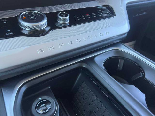 Certified 2025 Ford Expedition Max Active RWD image 25