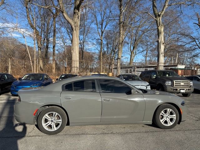 Used 2019 Dodge Charger SXT image 9