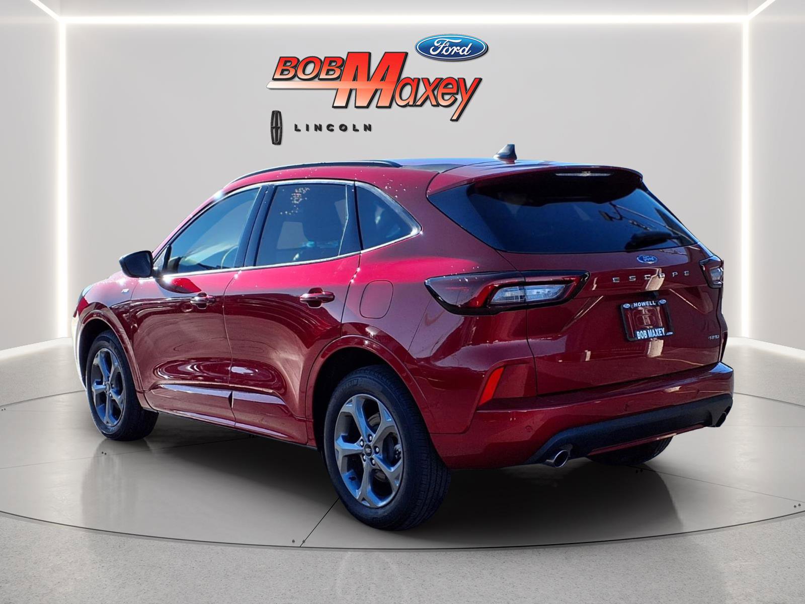 Certified 2024 Ford Escape ST-Line w/ Tech Pack #1 AWD/4WD image 7