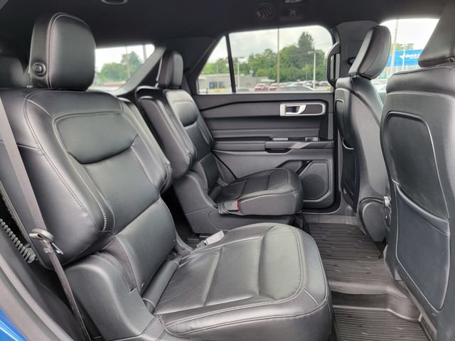 Certified 2020 Ford Explorer XLT w/ Equipment Group 202A AWD/4WD image 24
