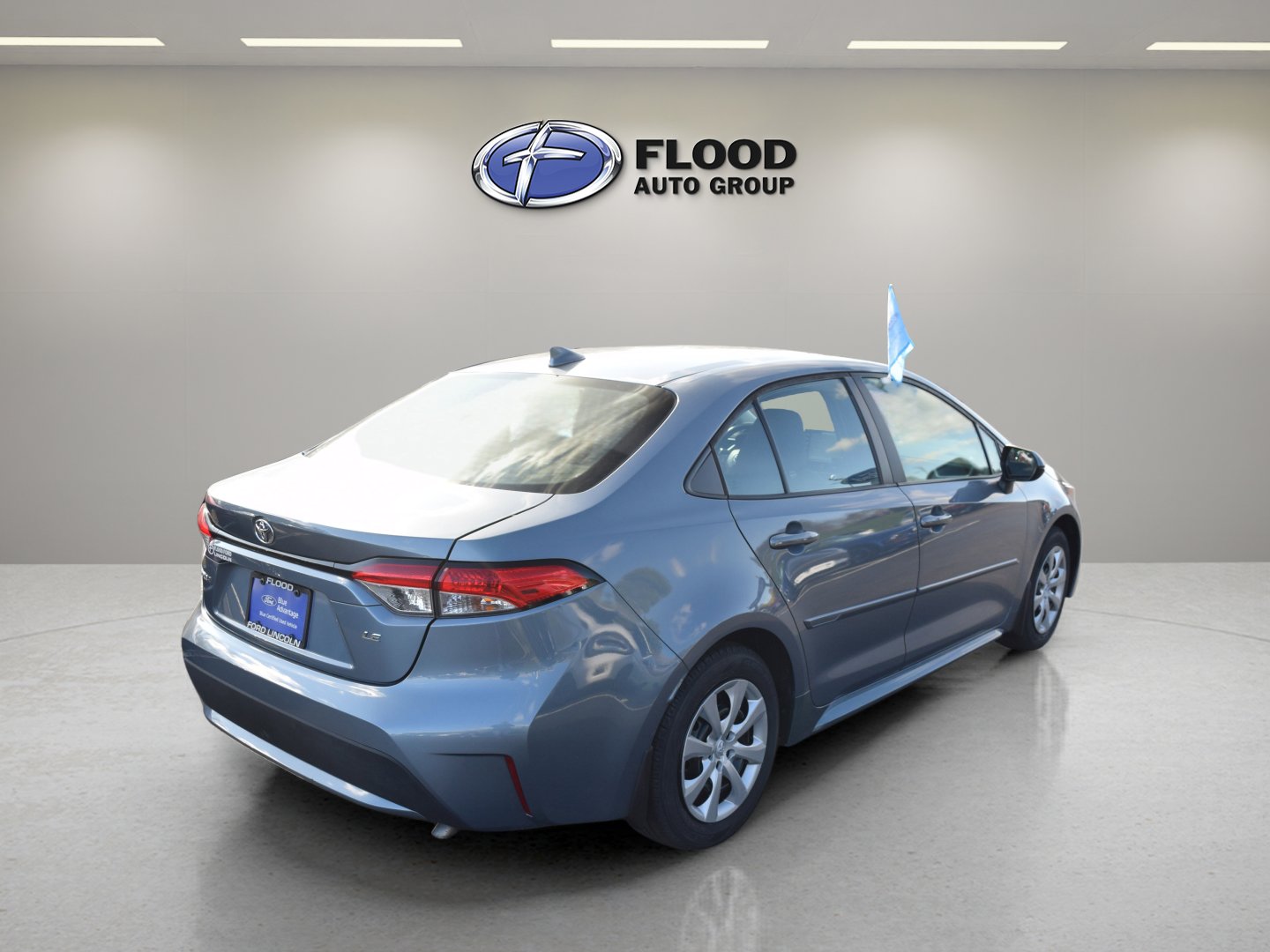 Used 2021 Toyota Corolla LE FWD image 4