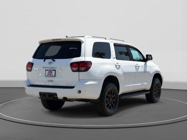 Used 2019 Toyota Sequoia SR5 AWD/4WD image 5