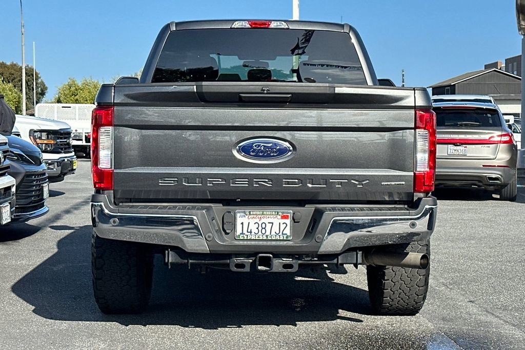 Certified 2017 Ford F250 XLT w/ XLT Value Package RWD image 4