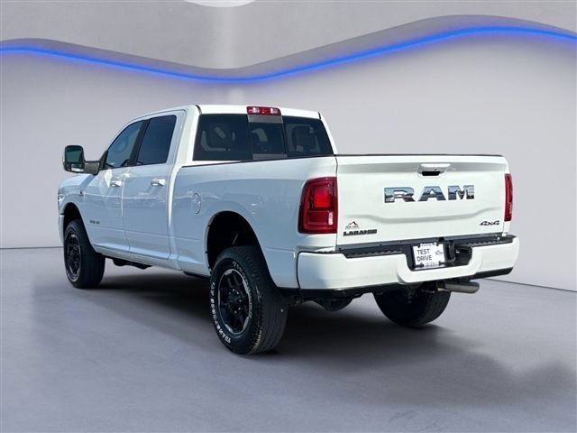 Used 2026 RAM 2500 Laramie AWD/4WD image 3