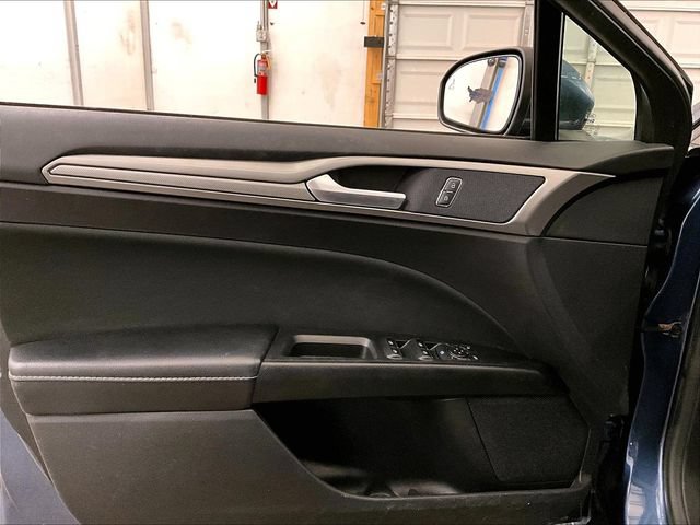Certified 2019 Ford Fusion SE FWD image 22
