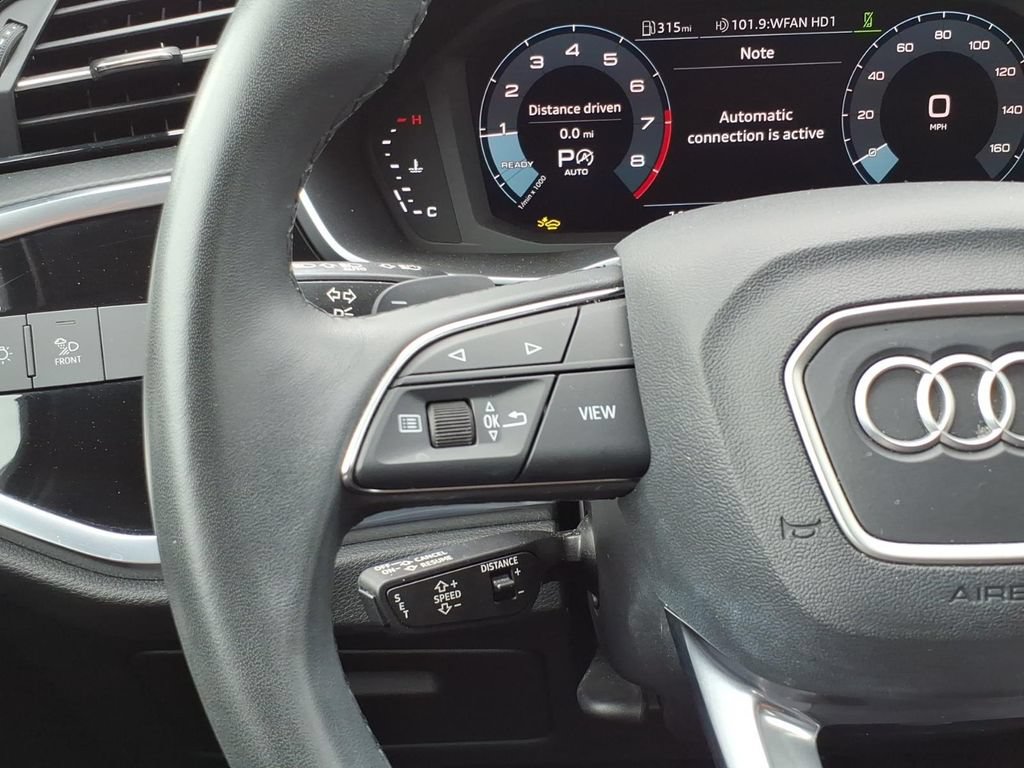 Used 2025 Audi Q3 2.0T Premium AWD/4WD image 17