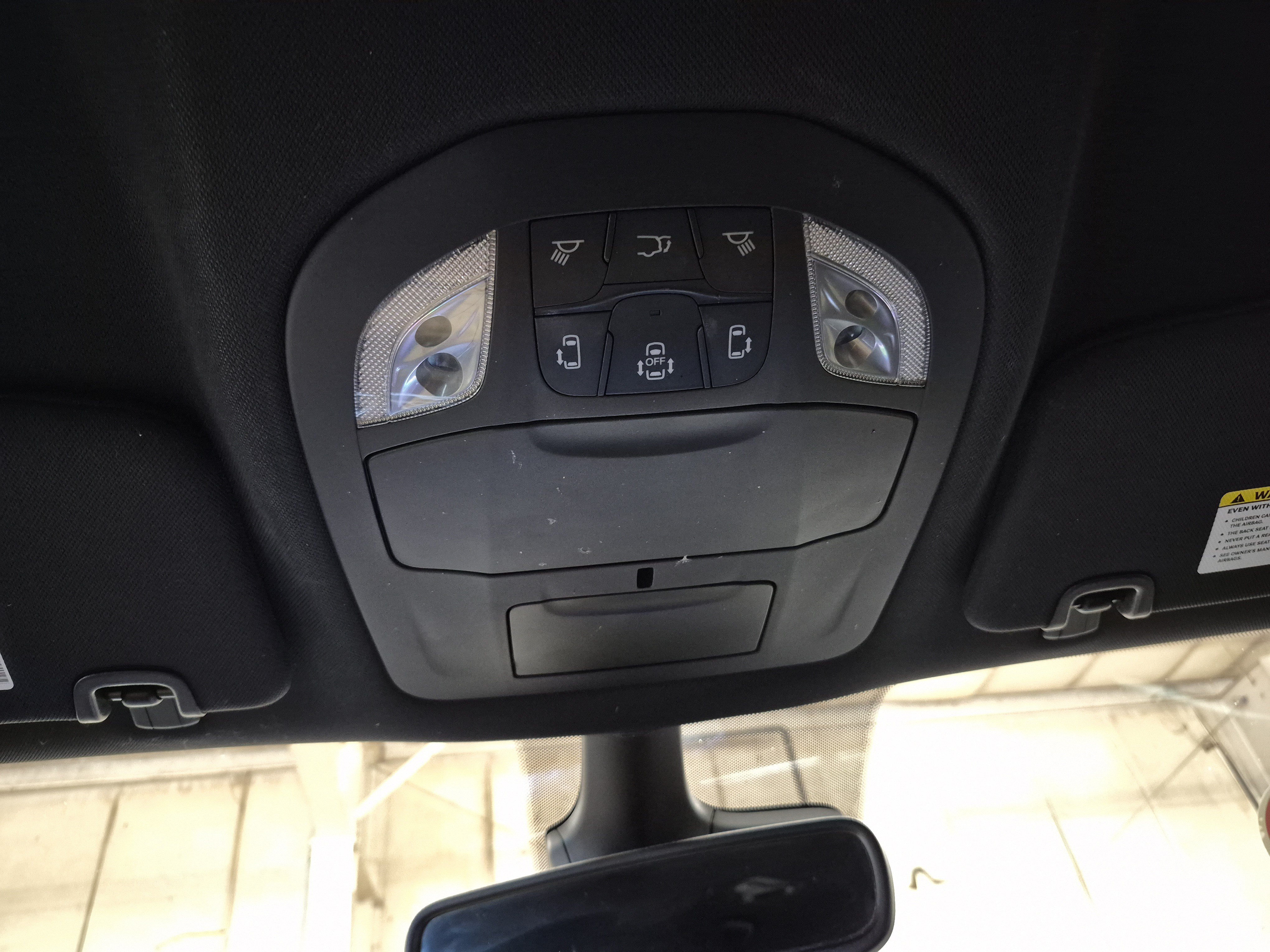 Used 2025 Chrysler Pacifica Select FWD image 39