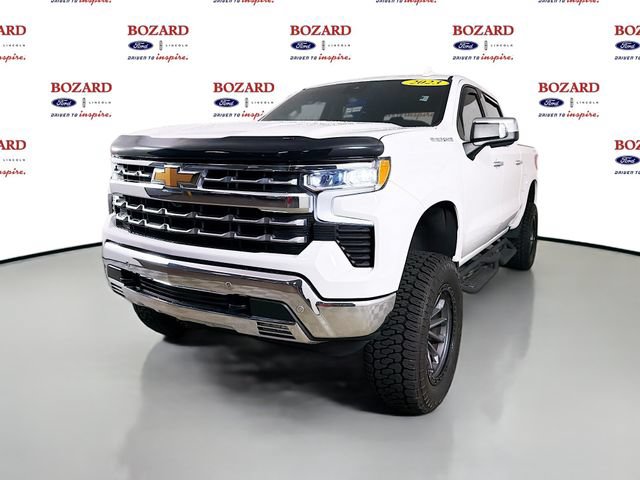 Used 2023 Chevrolet Silverado 1500 LTZ AWD/4WD image 4