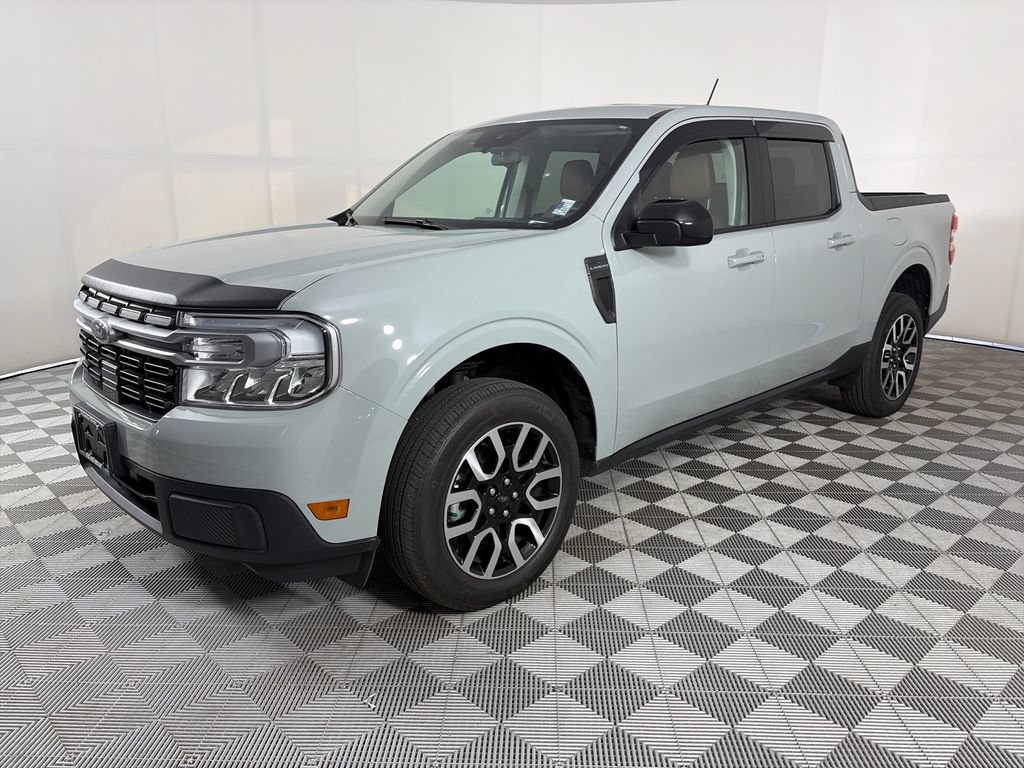 Certified 2024 Ford Maverick Lariat FWD image 3
