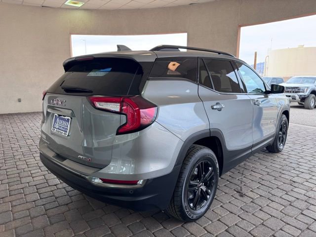 Used 2024 GMC Terrain AT4 AWD/4WD image 5
