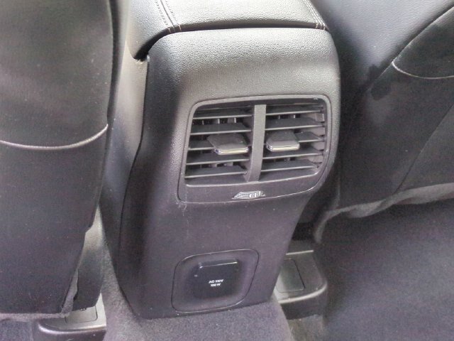 Certified 2020 Ford Escape Titanium AWD/4WD image 30