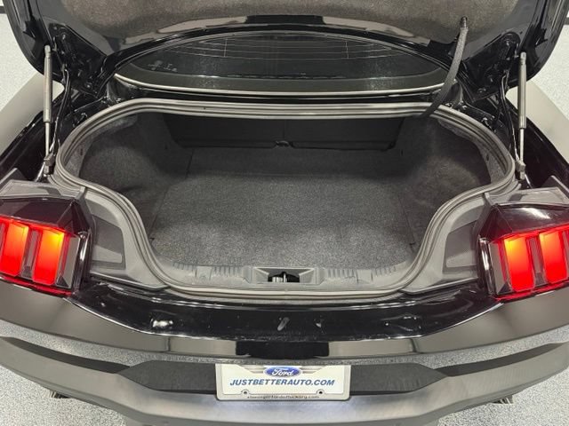 Certified 2024 Ford Mustang Coupe RWD image 33