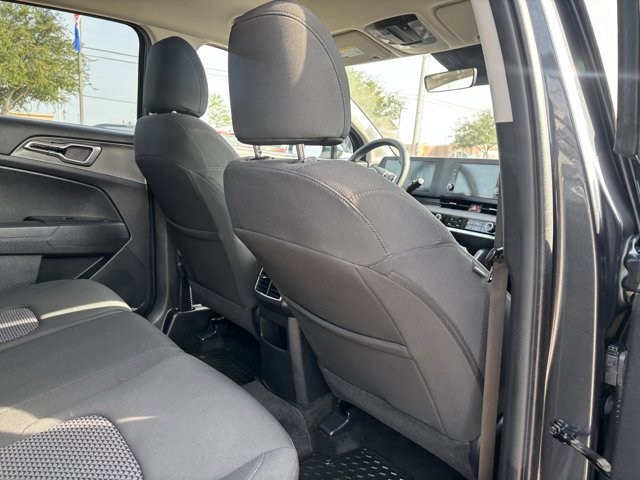Used 2023 Kia Sportage LX image 21